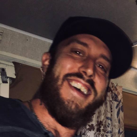 Meet your Posher, David - Picture 1 of 1